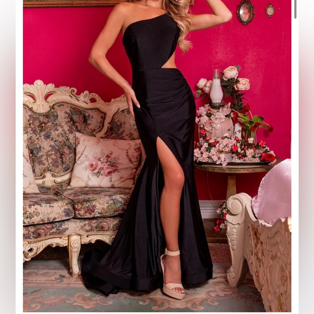 Rachel Allen Prom Dress